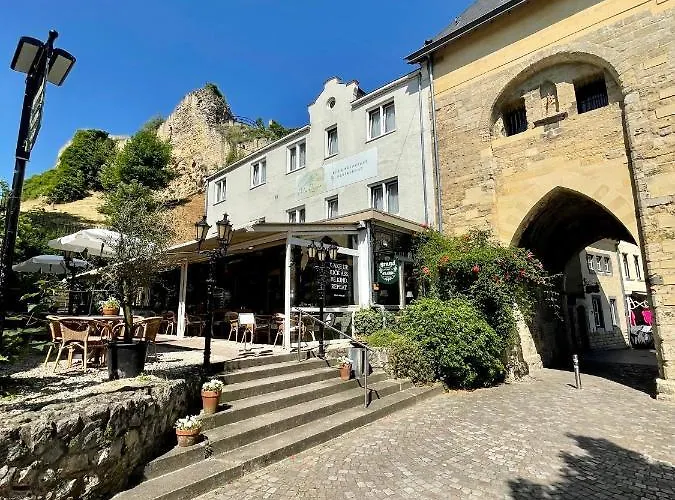 Hotel De La Ruine